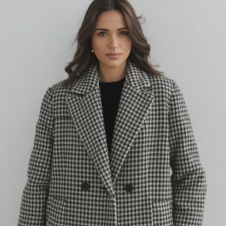 Antigona - Elegantný dlhý kabát s nadčasovým strihom a luxusným pocitom